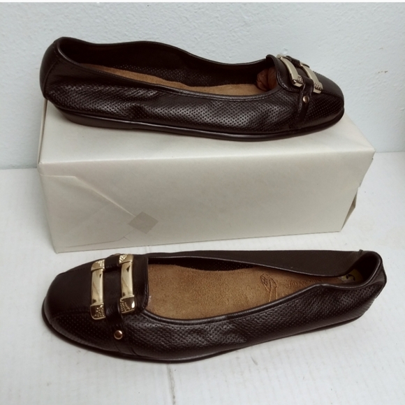 AEROSOLES Stitch N Turn Flexible black Flats Loafers Everyday Comfort Size 9 - Picture 5 of 6